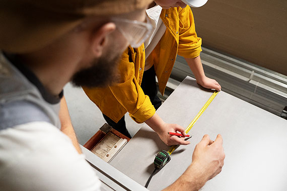 Мебель для ванной: почему обычное ДСП не подойдет?